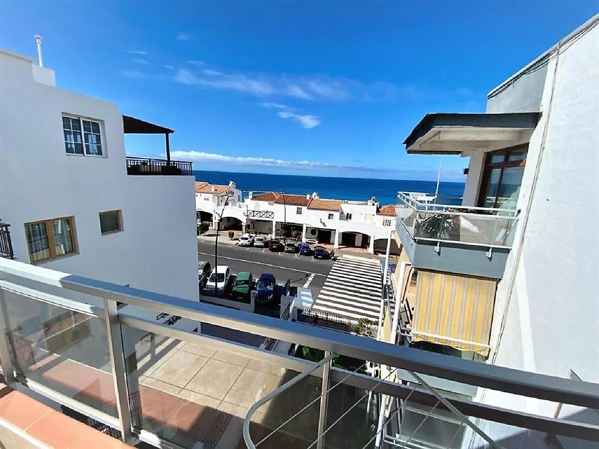 Atico Vistas Mar Los Cristianos Arona  Spagna